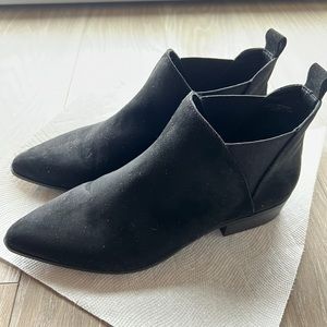 Black faux suede ankle boots size 7
